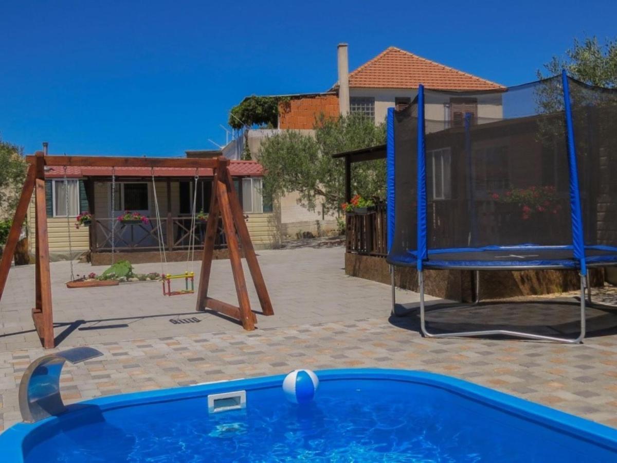 Fabulous Holiday Home In Pako Tane With Swimming Pool Pakoštane Quarto foto